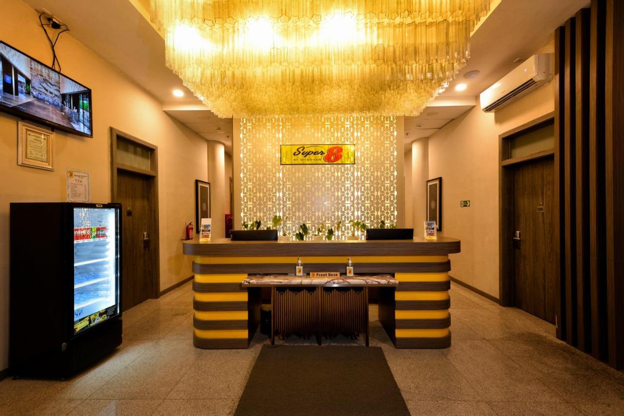Hotel Super 8 By Wyndham Solo Exterior foto